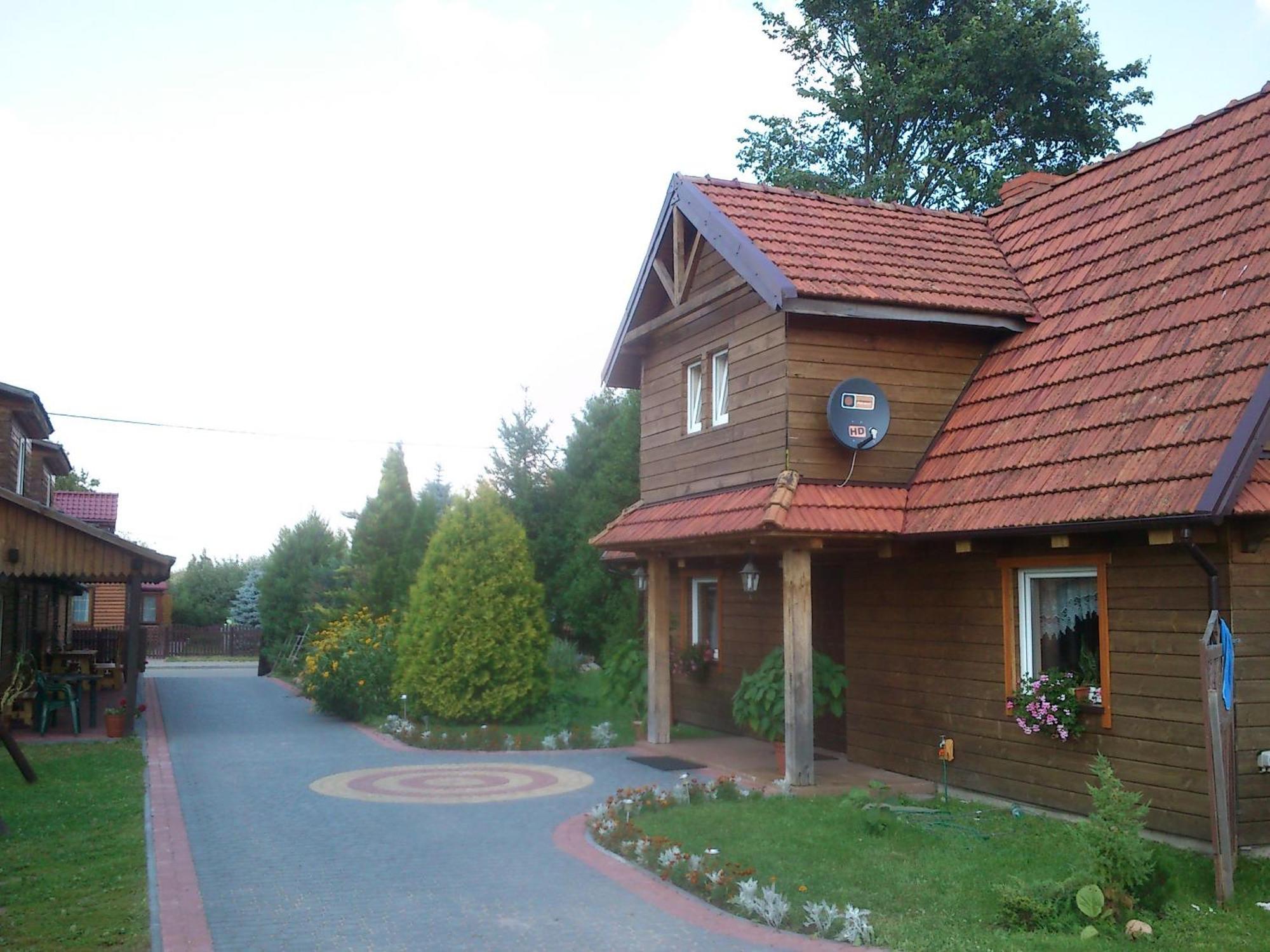 Domek Jaskolka Białowieża Exteriör bild
